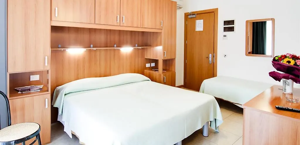 Hotel Colorado Jesolo 3*,