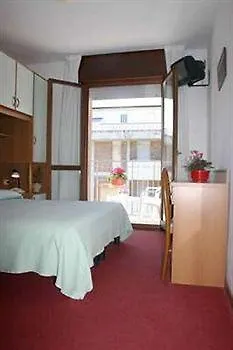 Colorado Hotel Lido di Jesolo 3*,